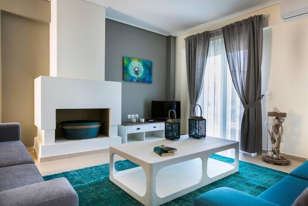 Eucalyptus Suite Sea View Karavomylos Luaran gambar